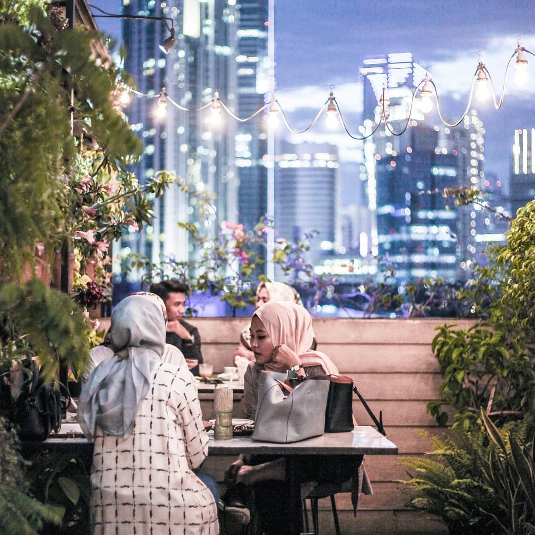 Rooftop bar jakarta