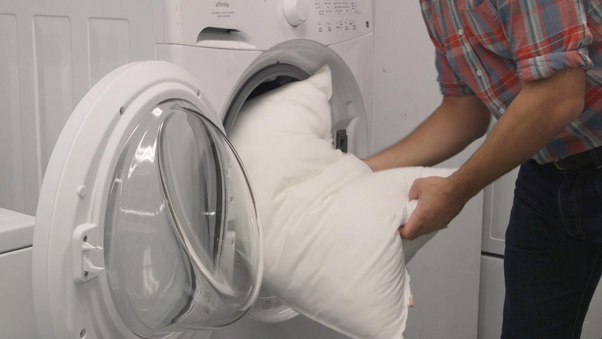 Cara Mencuci Bantal Supaya Bebas dari Bakteri dan Debu | Jangan Hanya Sarung Bantalnya Saja yang Dicuci