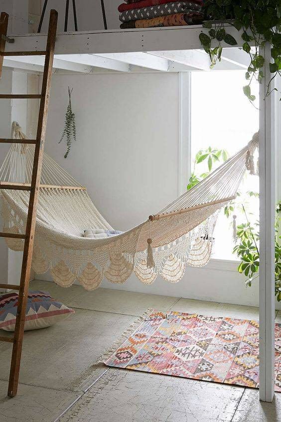 dekorasi hammock dalam ruangan