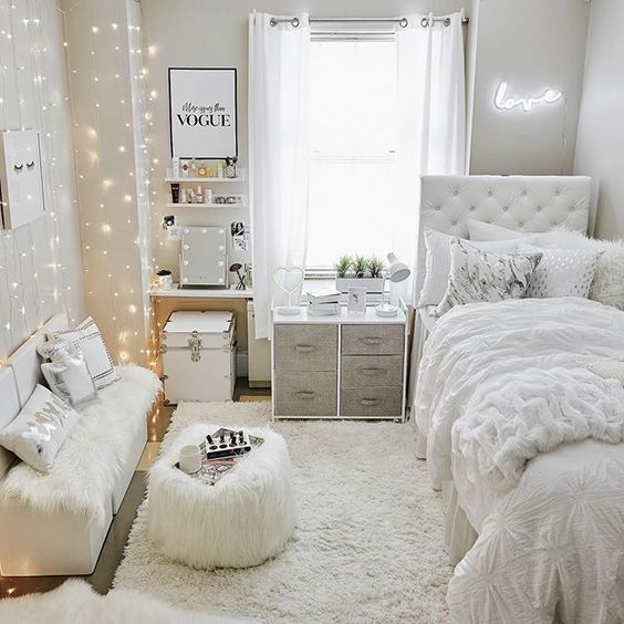 Featured image of post Kamar Aesthetic Putih / Satu kamar diisiseorang bule berbadan gede, putih dan cakep.