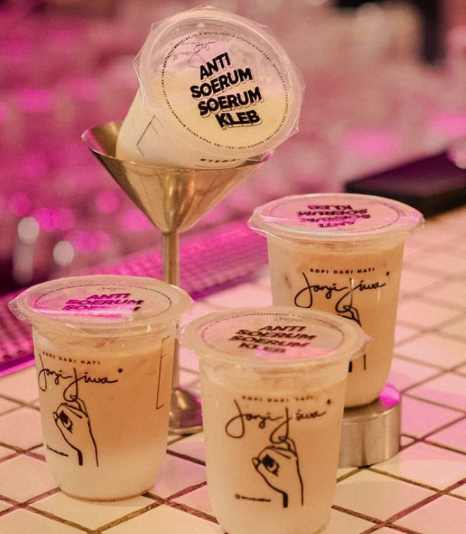 10 Kedai Es  Kopi Susu Kekinian  di Jakarta yang Paling Hits