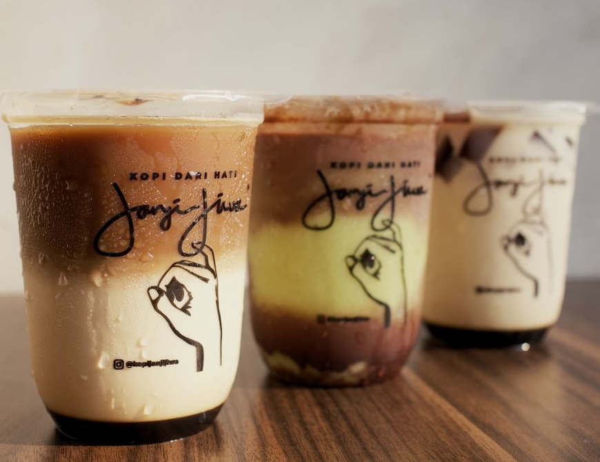 10 Kedai Es Kopi Susu Kekinian Terbaik di Jakarta, Paling Hits!