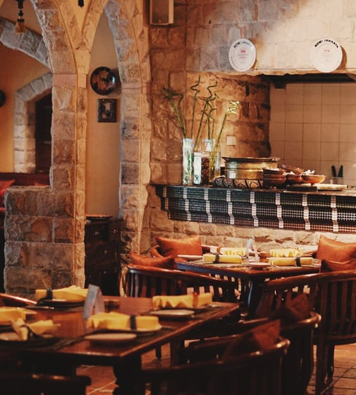 restoran timur tengah di jakarta - al nafoura