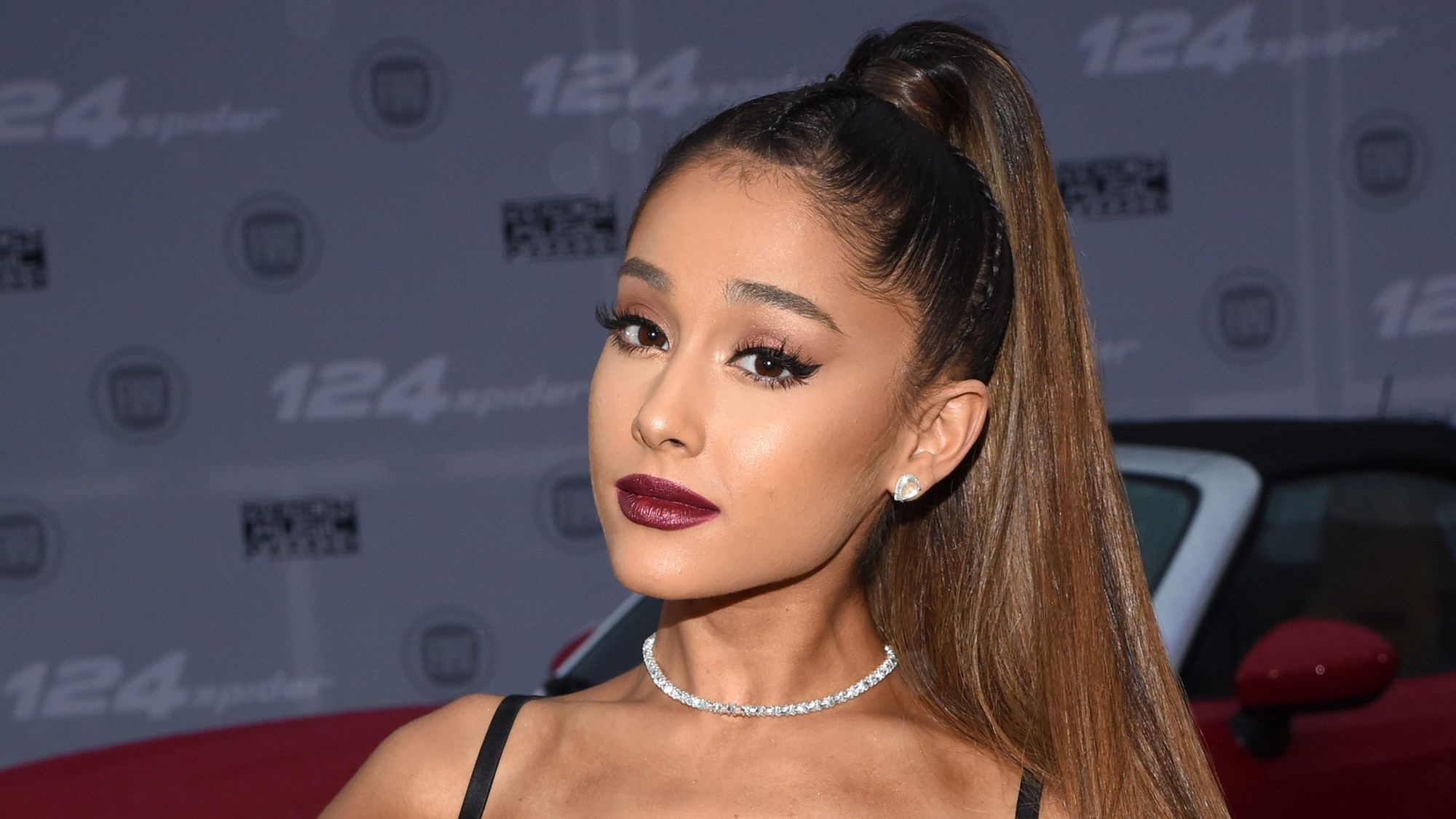 Ariana Grande tetangga kost