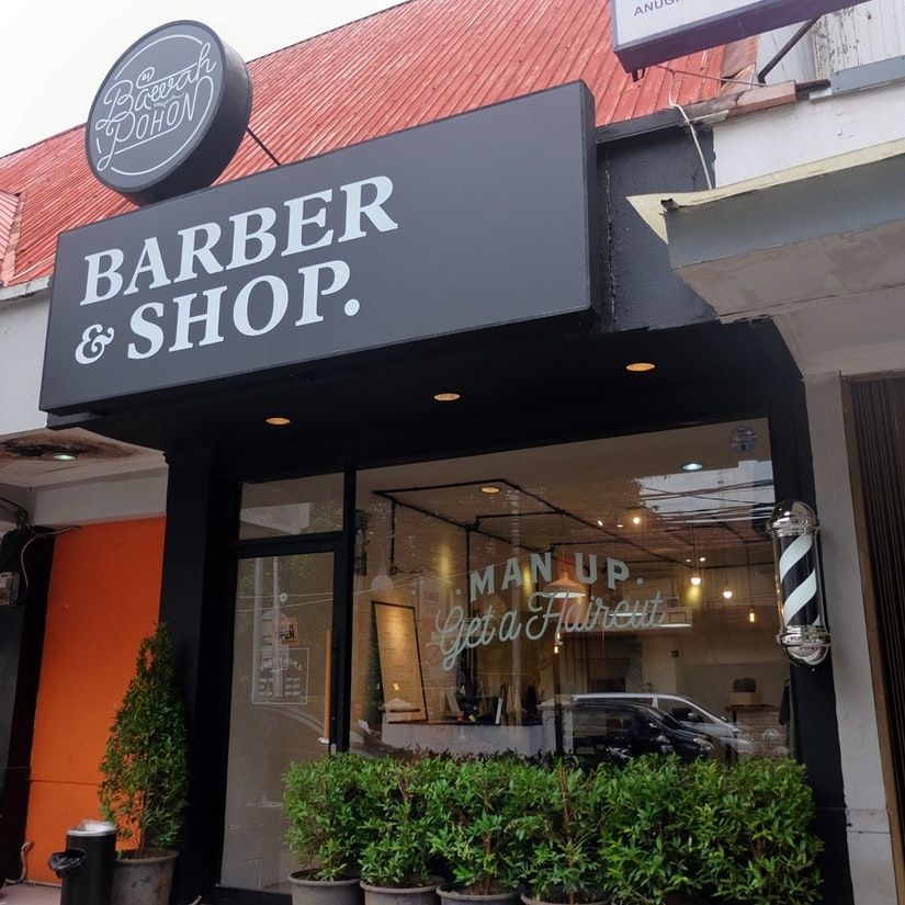 Di Bawah Pohon Barbershop