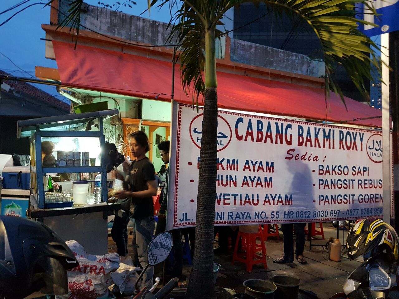 Bakmi Roxy Cikini