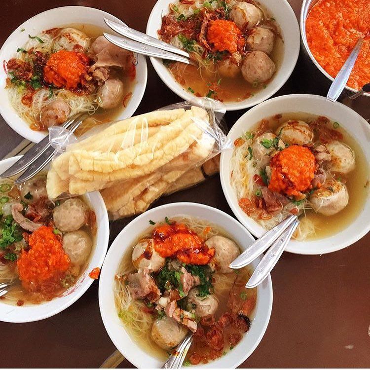 bakso terenak di jakarta - bakso mas kumis djarum