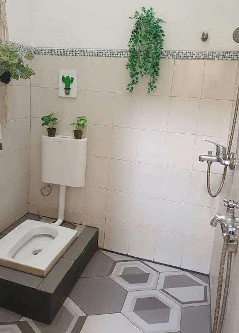 contoh kamar mandi modern dengan wc jongkok