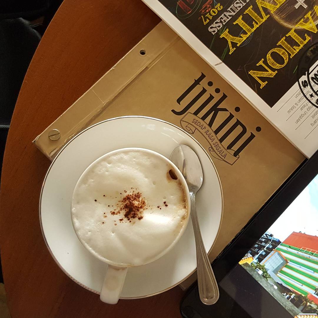 kedai di cikini - kopi hitam kedai tjikini