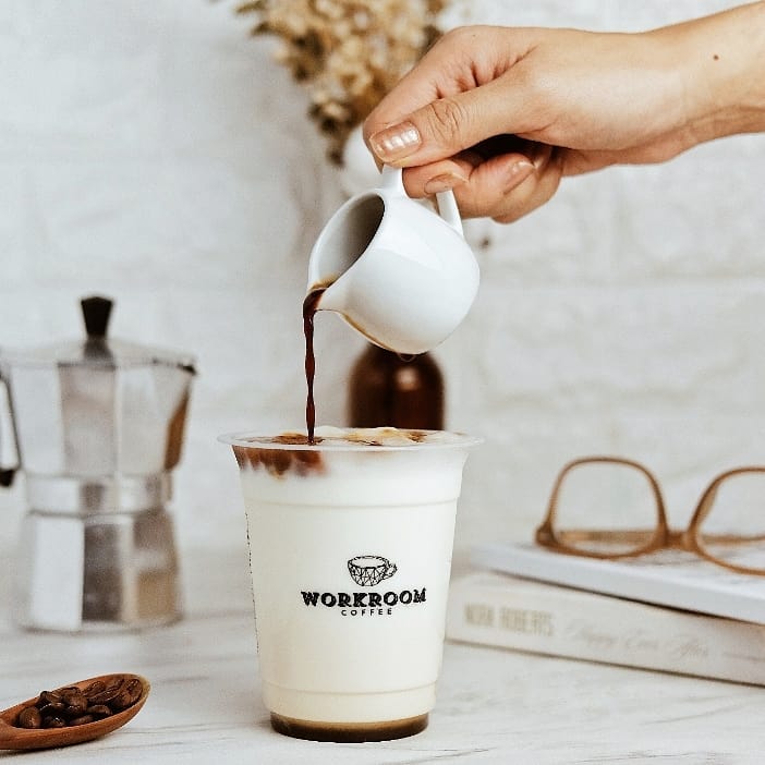 kedai kopi di cikini - workroom coffee es kopi