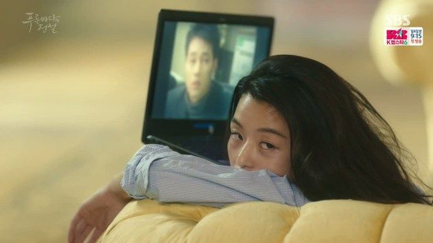 kegiatan seru di kost nonton