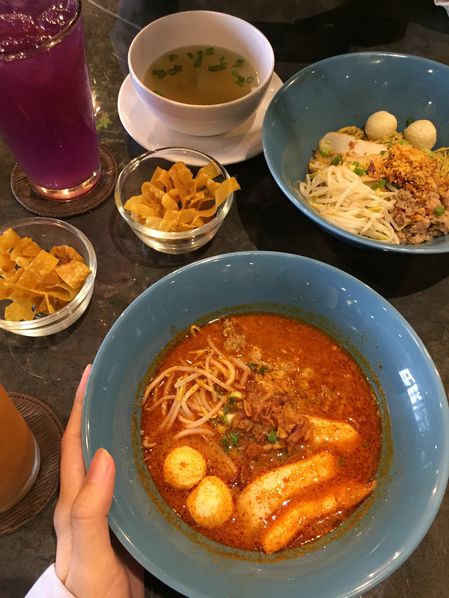 noble kuah segar tom yam