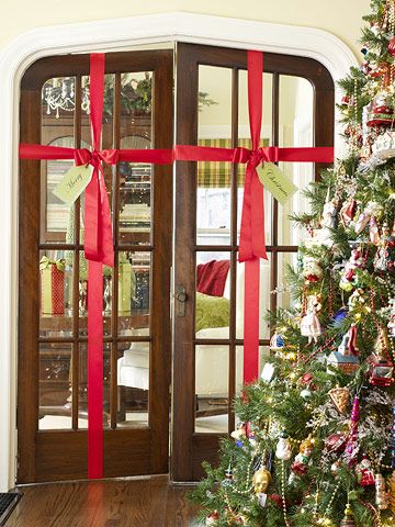 dekorasi natal sederhana pintu pita