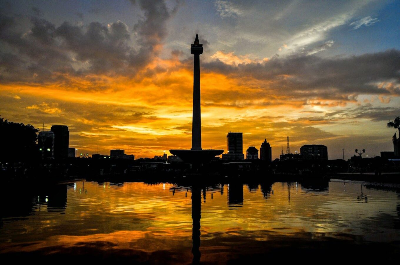 15 Spot Sunset Di Jakarta