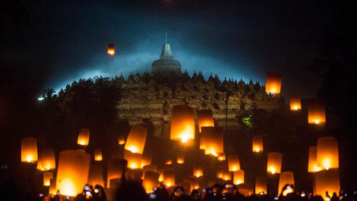 tahun baru Borobudur