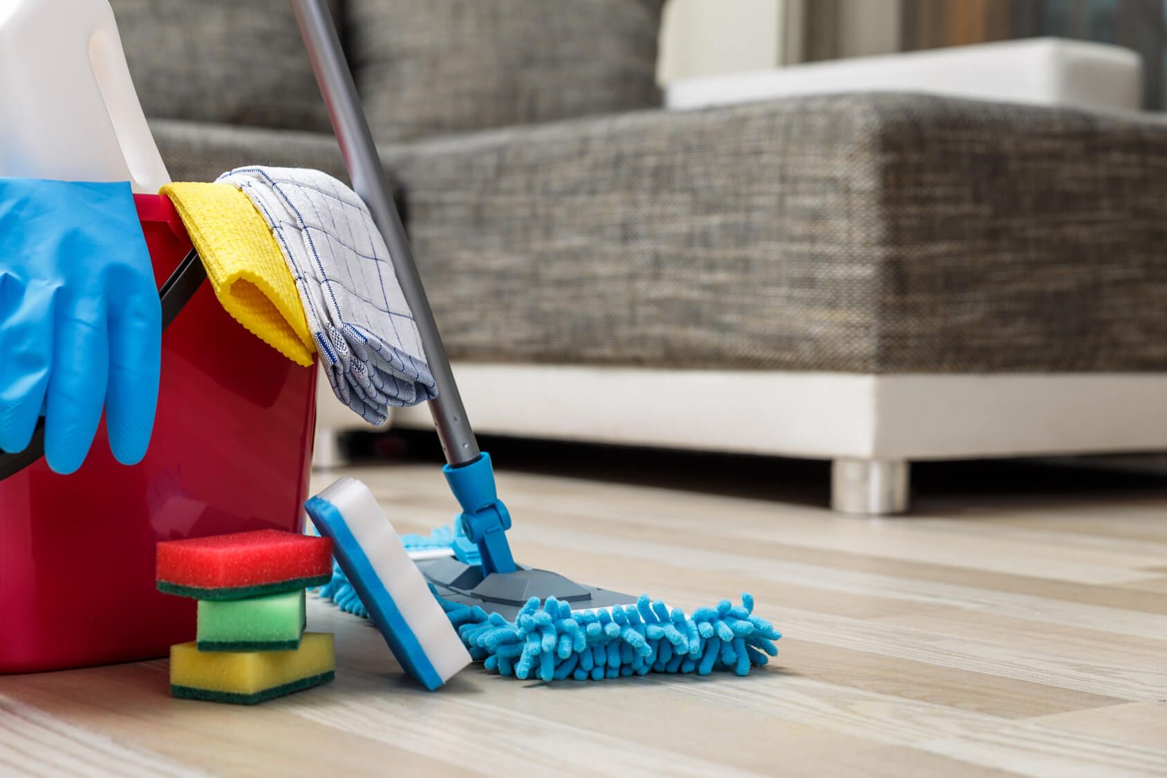 tips persiapan pesta di apartemen - persiapkan alat bersih-bersih