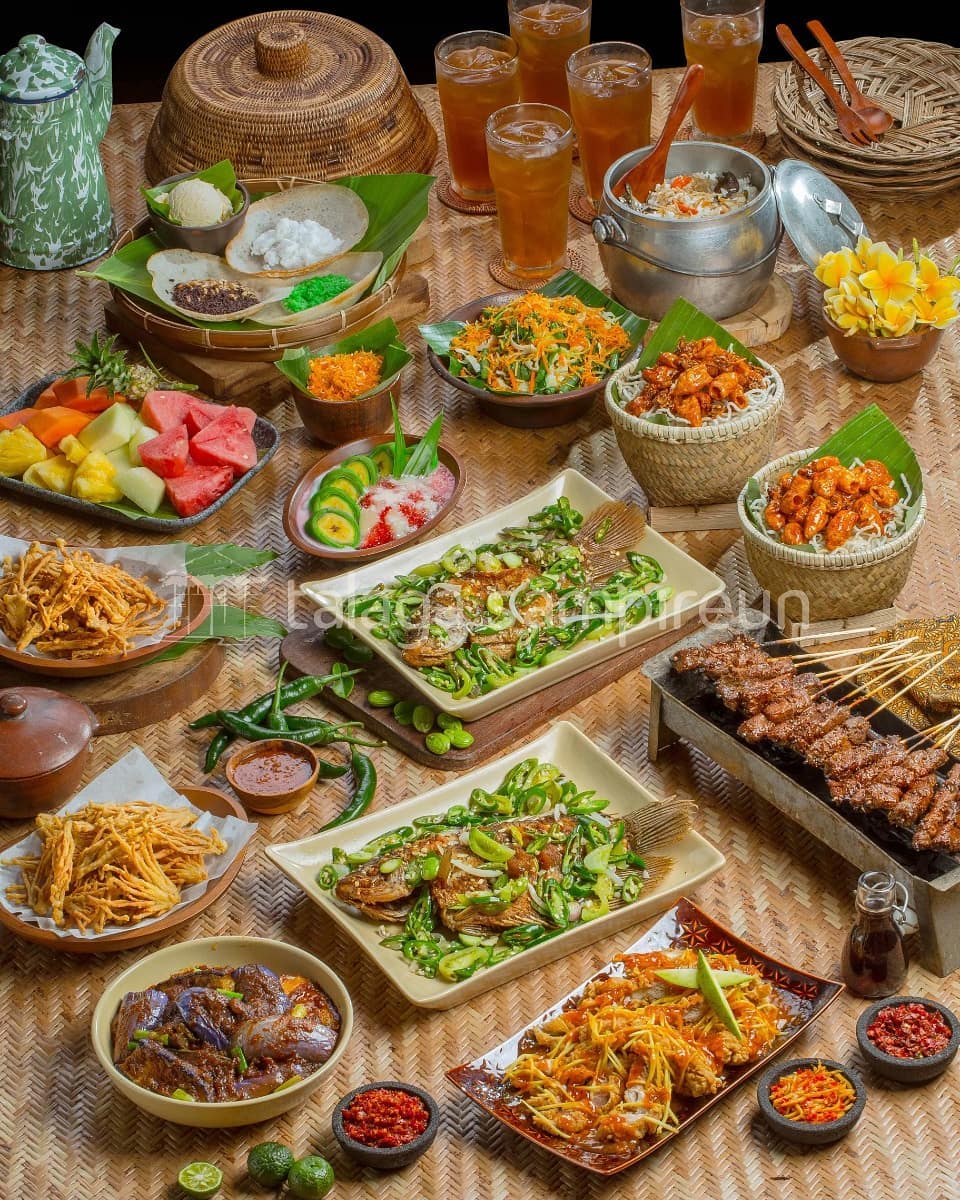 restoran hari ibu aneka hidangan khas Jawa Barat