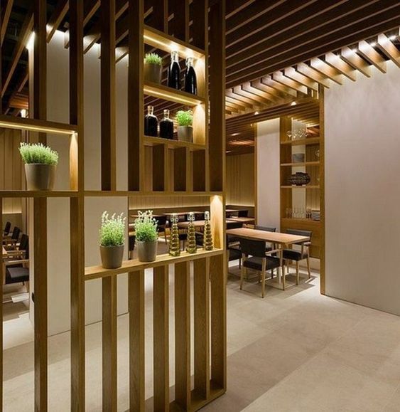 Inspirasi desain sekat ruang kayu