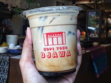 kopi kekinian di Jalan Braga