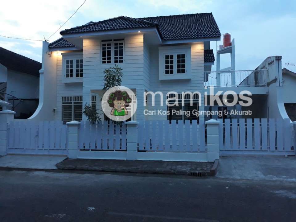 kost eksklusif yogyakarta kost putra omah putih