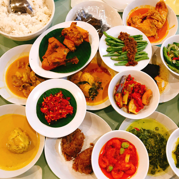 restoran padang terbaik di jakarta - sari indah