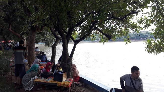 Danau buatan Setu Babakan