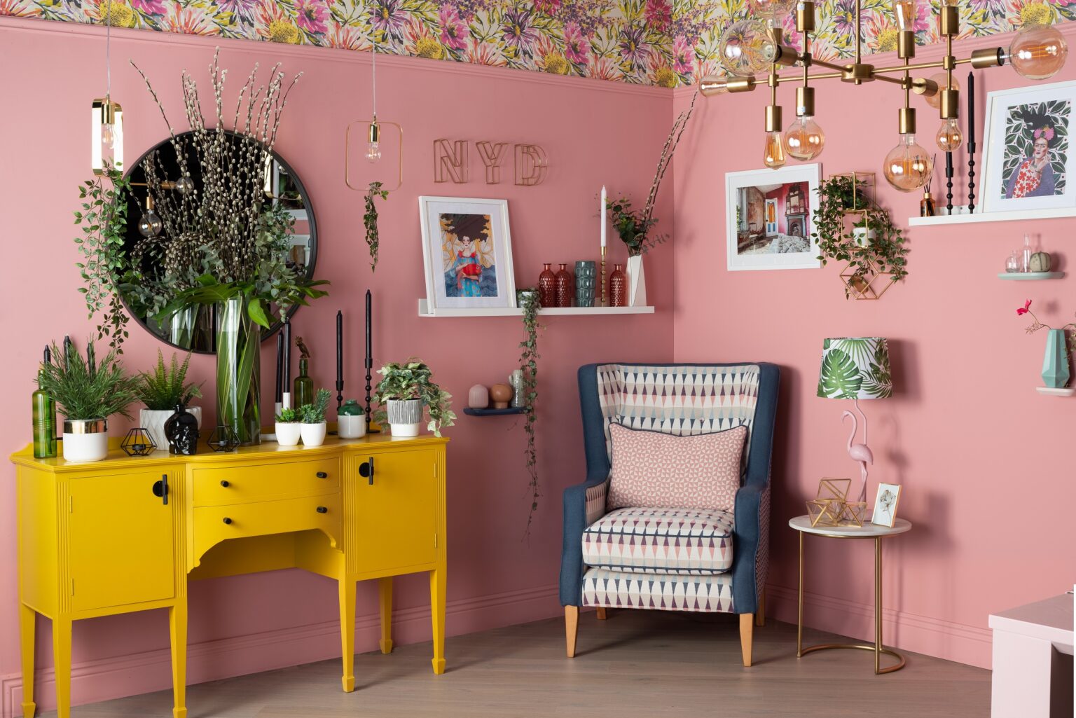 10 Cara Mencerahkan Ruangan dengan Dekorasi Warna Kuning