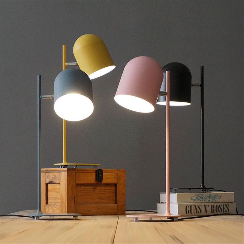 7 Lampu Meja Minimalis untuk Meja Kerja Agar Pencahayaan Optimal