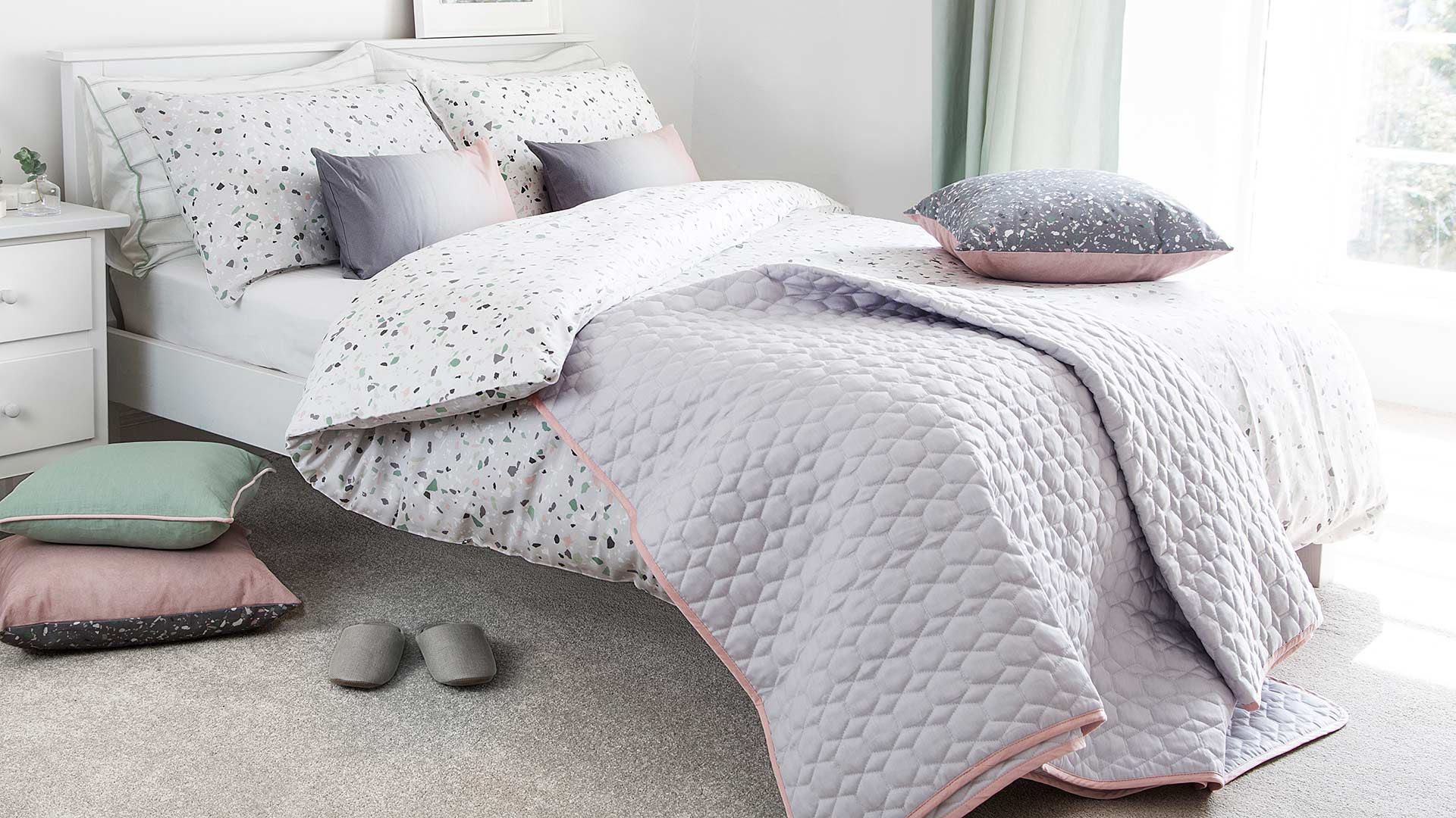 10 Jenis Bed Cover Untuk Tempat Tidur Idaman Dan Nyaman