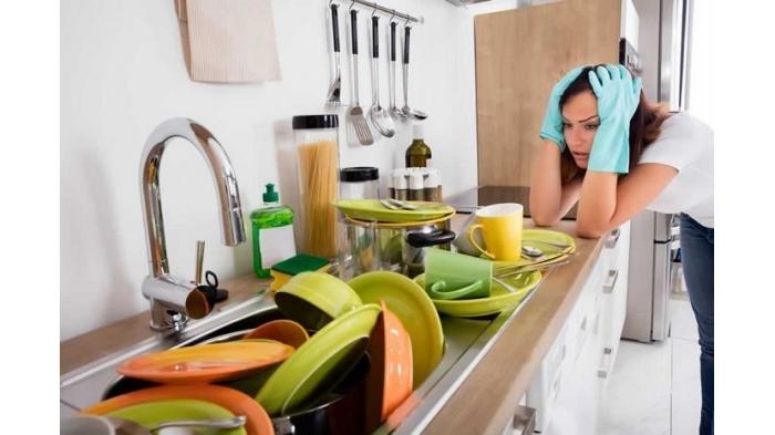 9 Trik dan Life Hack Mudah untuk Membersihkan Peralatan Dapur
