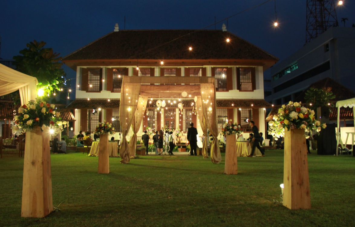 7 Wedding Venue di Jakarta yang Simpel dan Artistik untuk Pernikahan Intimate