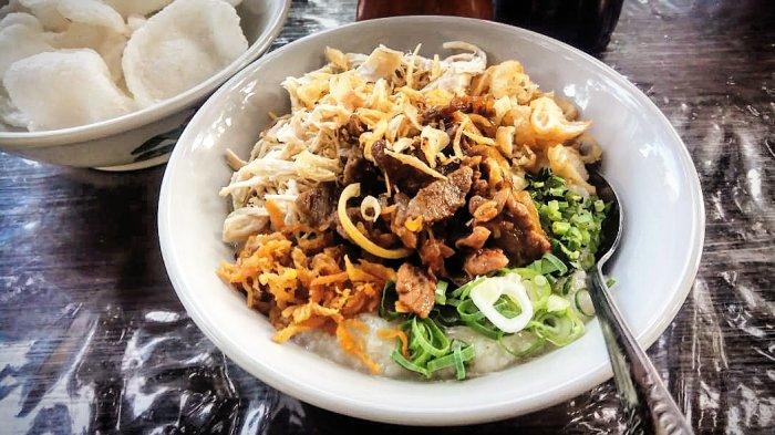 15 Bubur Ayam Legendaris di Jakarta, Wajib Coba!