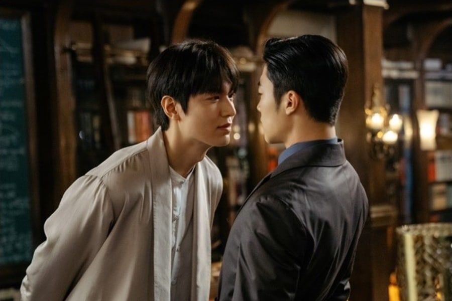 7 Drama Korea Tayang April untuk Menemani Physical Distancing