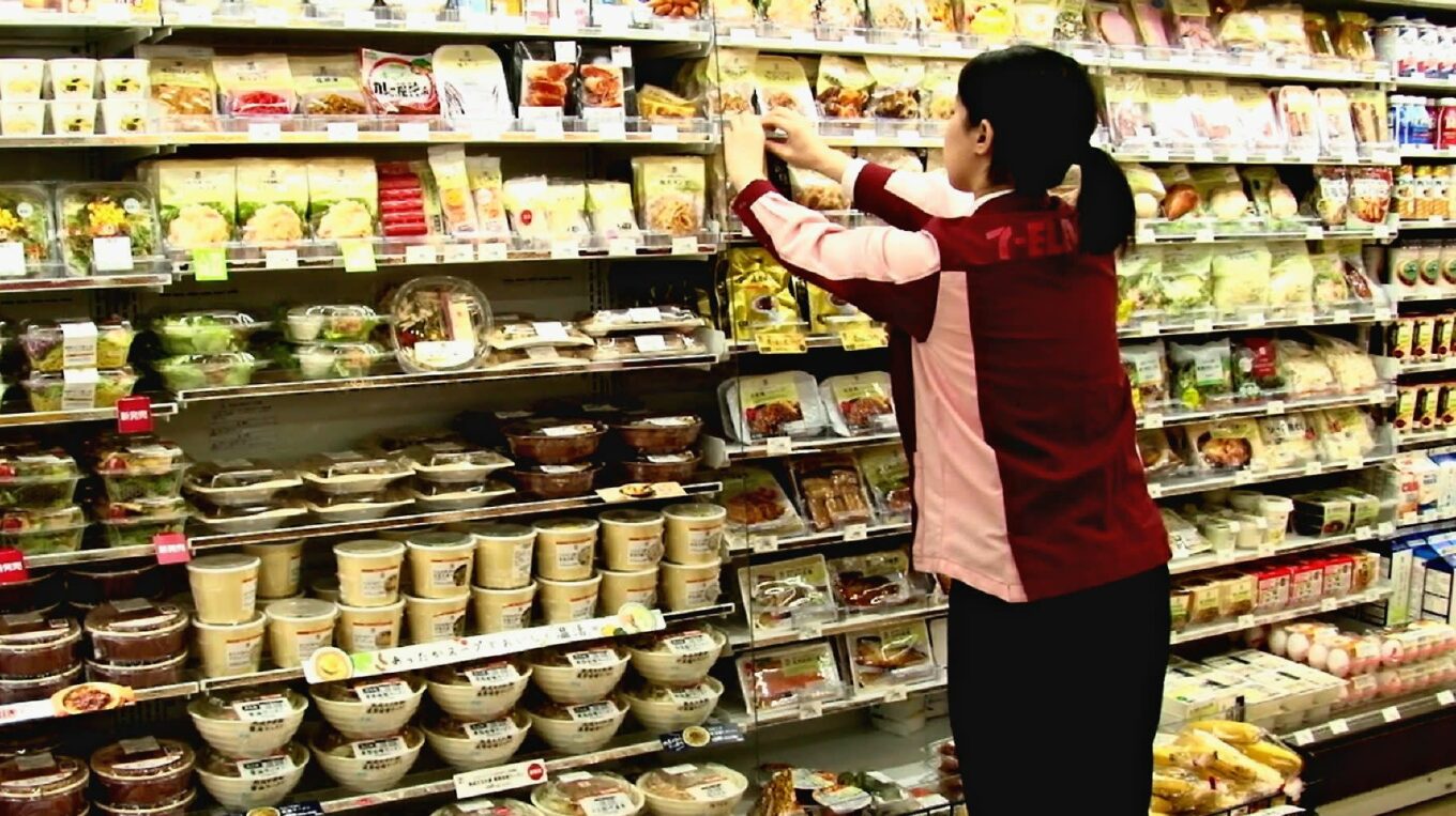 9 Makanan Pengganjal Perut Murah Yang Bisa Dibeli Di Minimarket