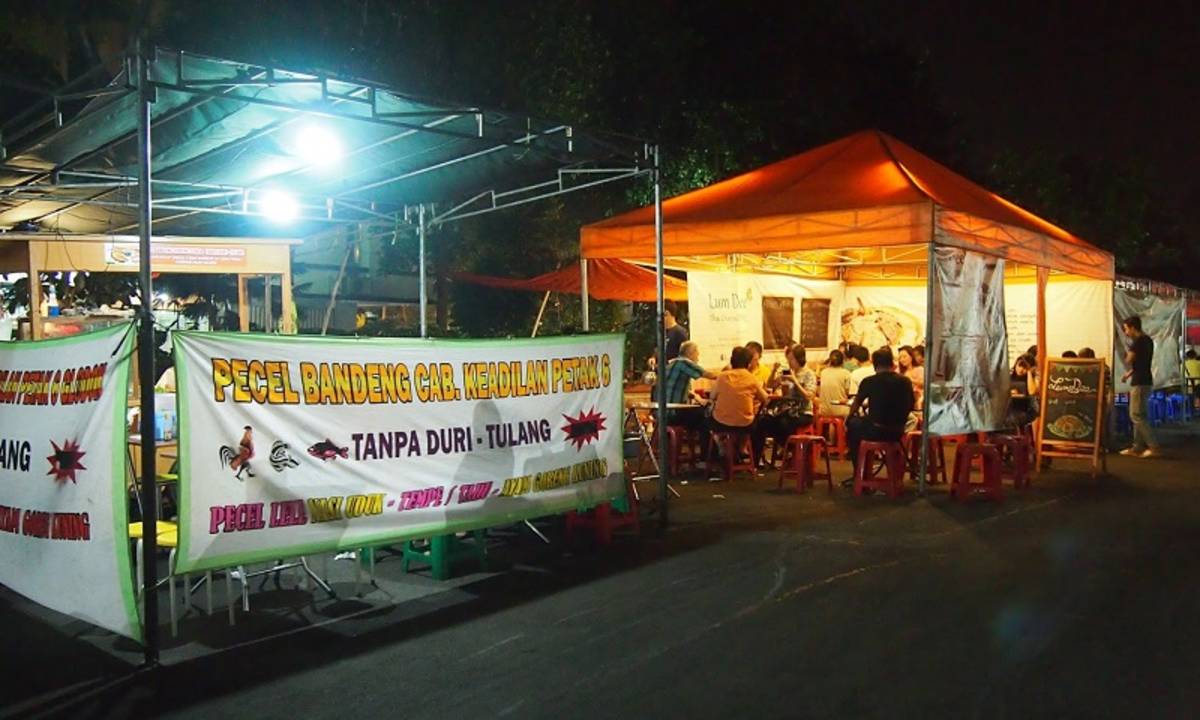 7 Rekomendasi Warung Tenda di Jakarta buat Nongkrong Hemat