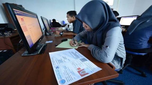 5 Hal yang Harus Kamu tentang Penghapusan UN dan Penerimaan Mahasiswa Baru selama Pandemi Covid-19