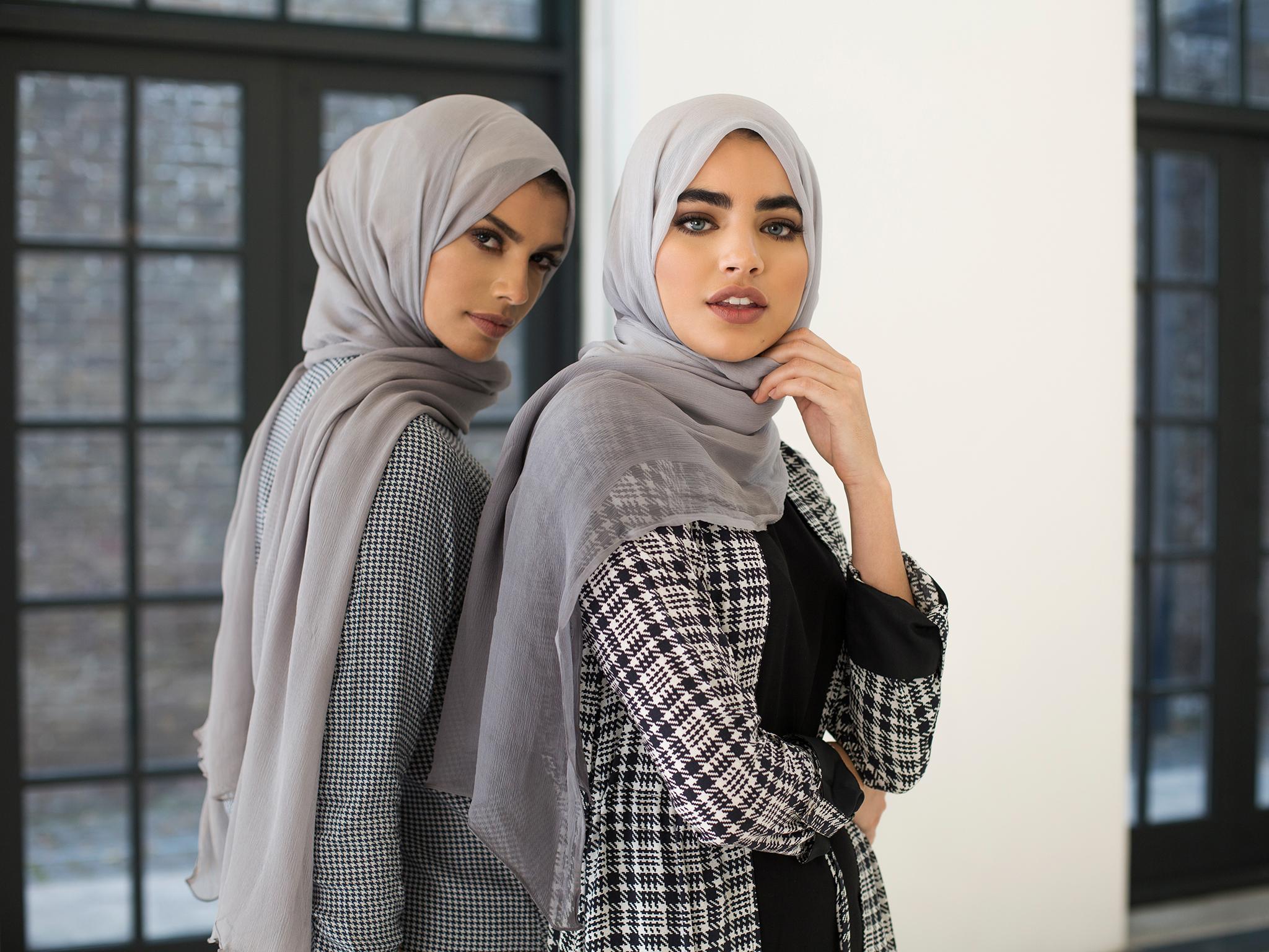 Intip Prediksi Tren Baju Muslim Lebaran 2024 untuk Wanita