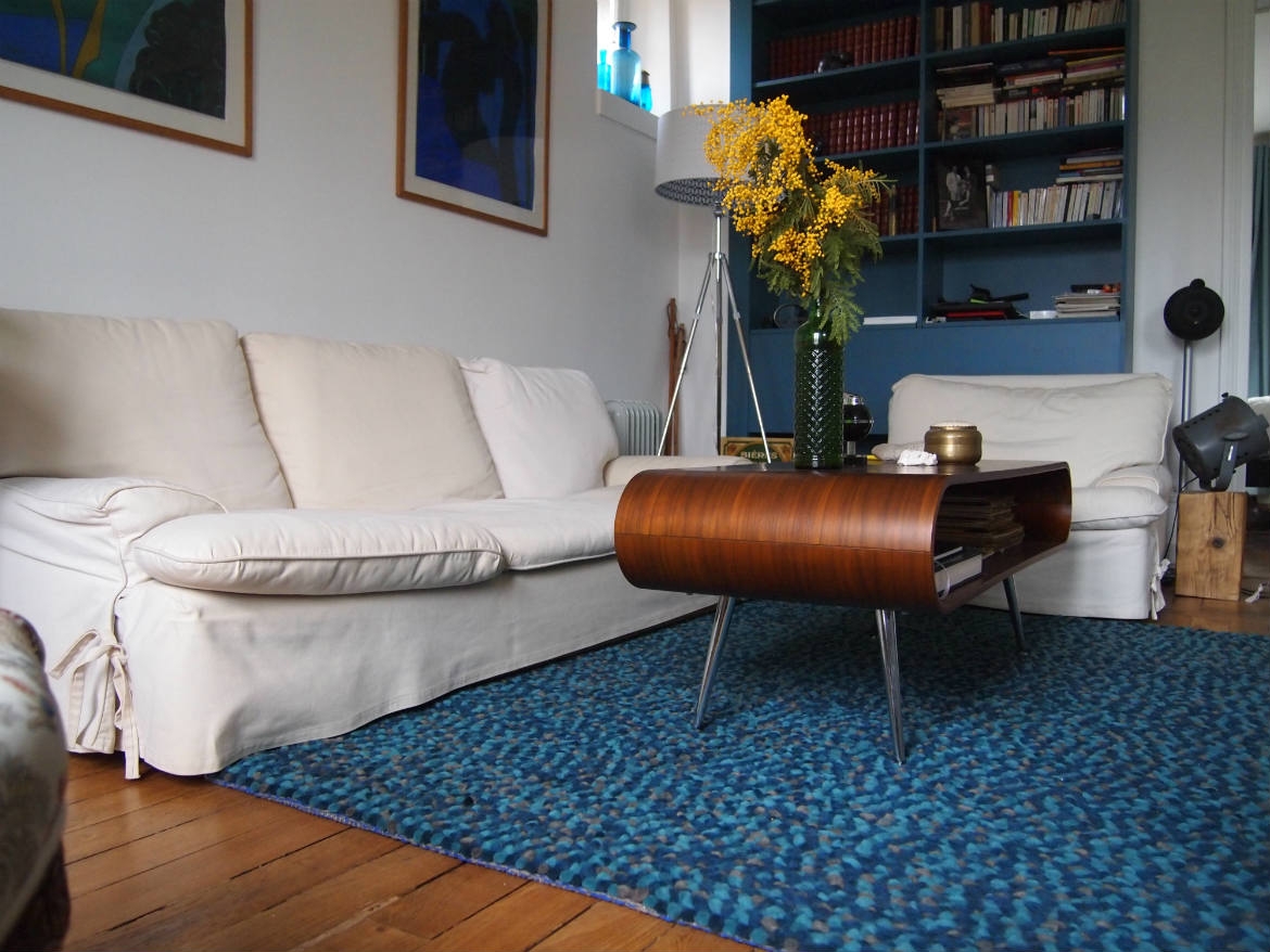 6 Tips Merawat Karpet sesuai Jenis Material | Jangan Asal Membersihkan, Ya!