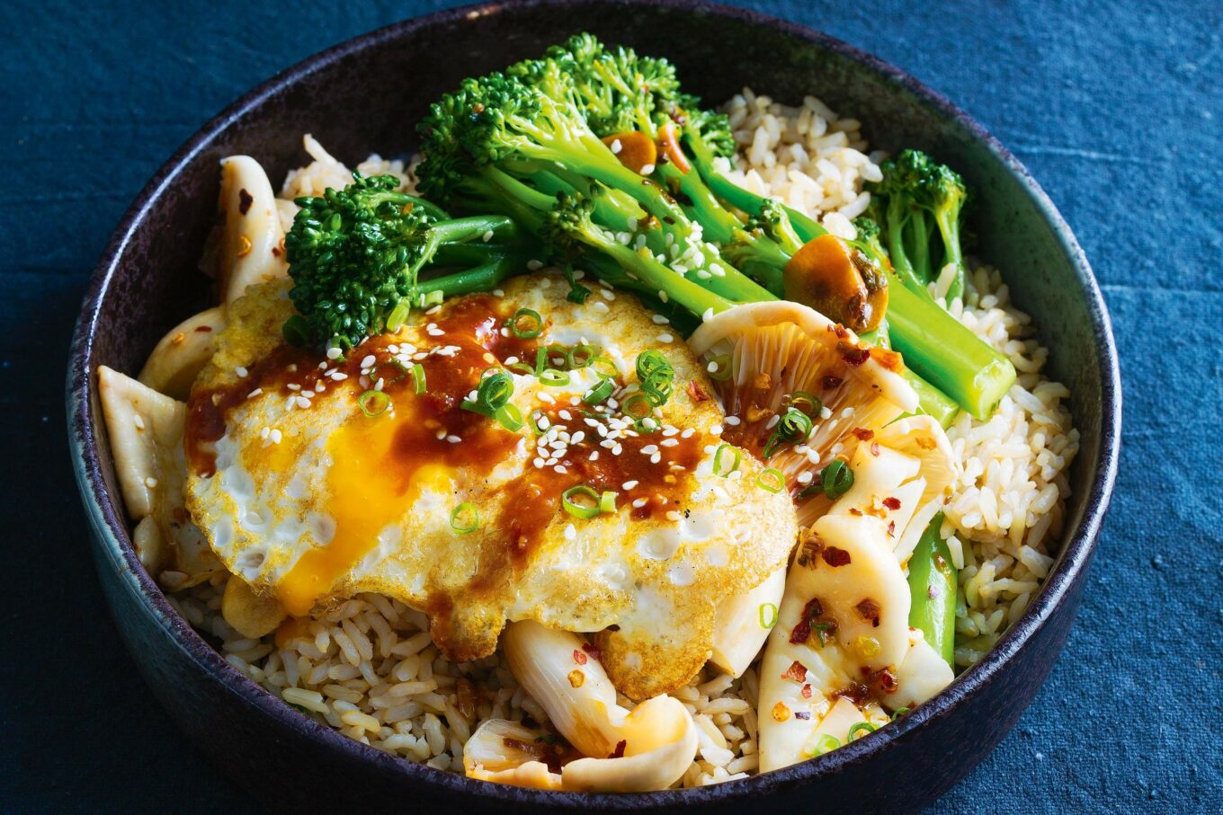 7 Resep Rice Bowl Aneka Lauk yang Enak, Murah, dan Gampang Ditiru!