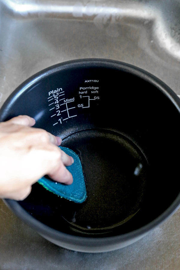 tips membersihkan rice cooker