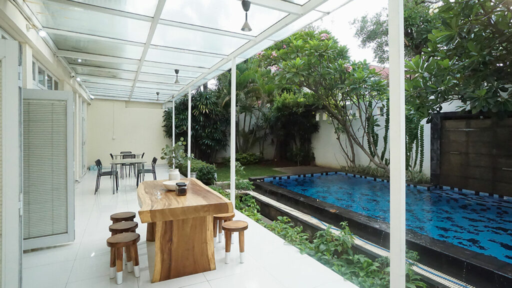 3 Kost Rukita di Jakarta yang Ada Kolam Renang | Fasilitas Mewah, Harga Terjangkau