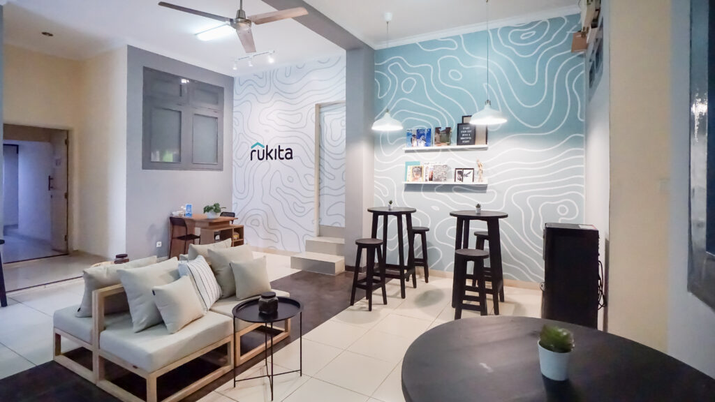 Kost Rukita dengan kolam renang - Rukita Bonavista 17 Lebak Bulus