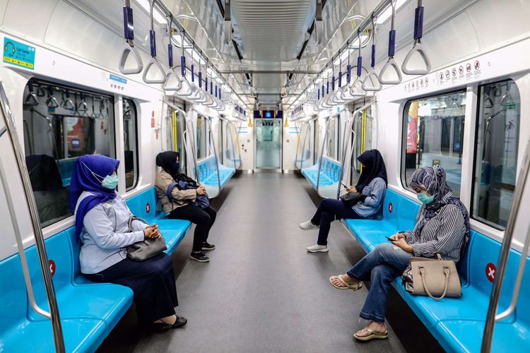 psbb jakarta diperpanjang - jadwal krl psbb