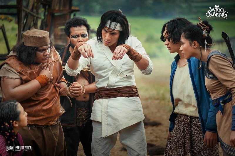 7 Film Laga Kolosal Indonesia Legendaris yang Wajib Kamu Tonton