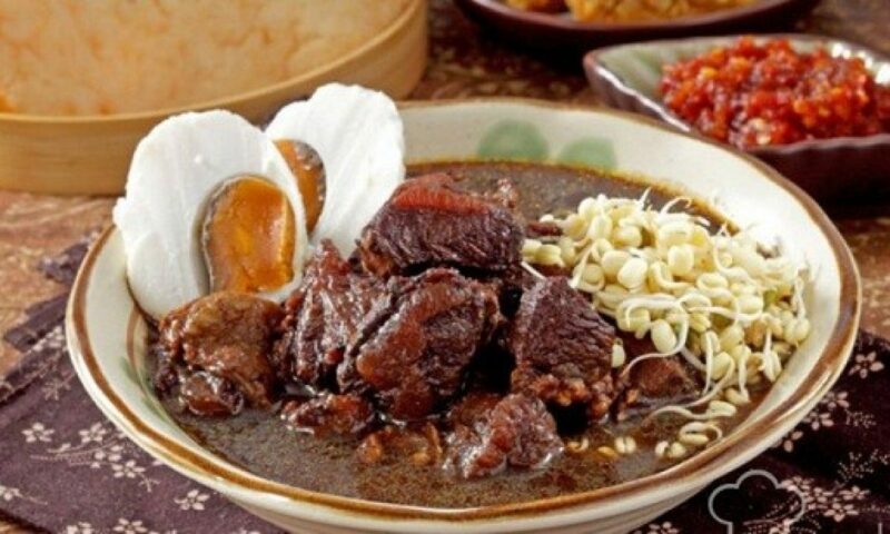 Nasi Tahu Campur
