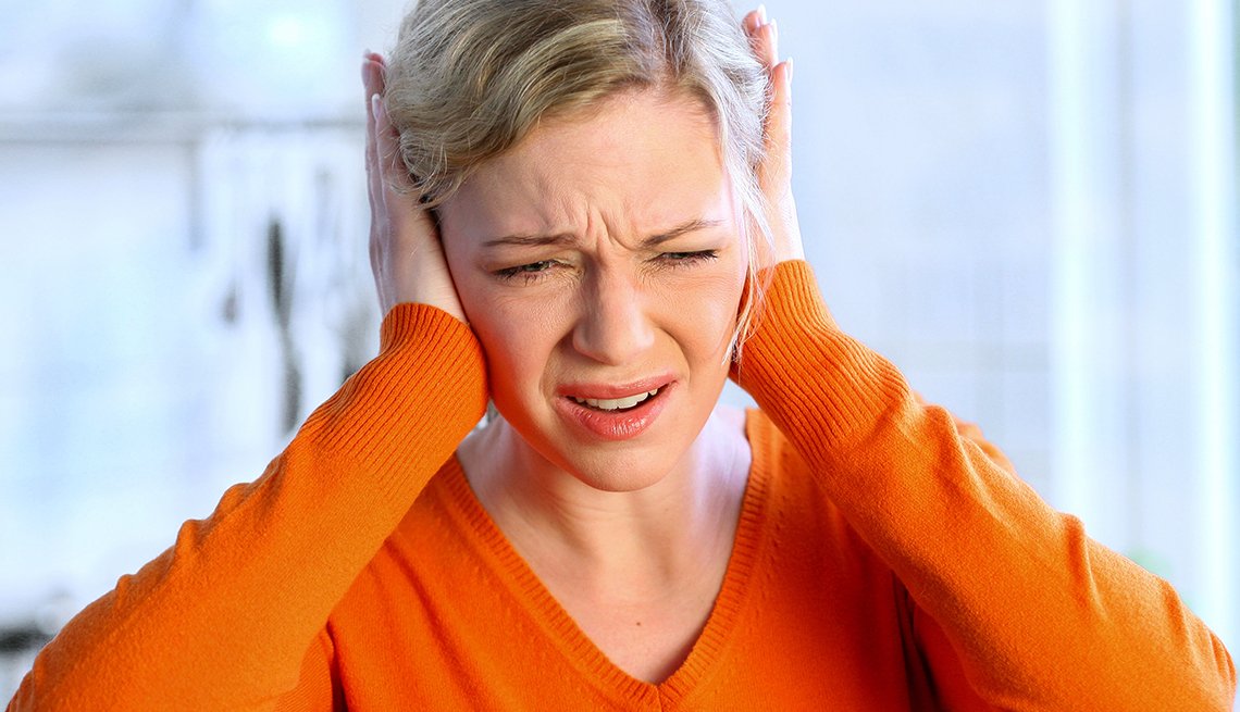 8 Cara Mencegah Gangguan Pendengaran | Jangan sampai Menyesal!