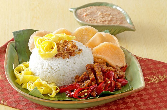 7 Nasi Uduk Legendaris di Jakarta yang Menggoyang Lidah