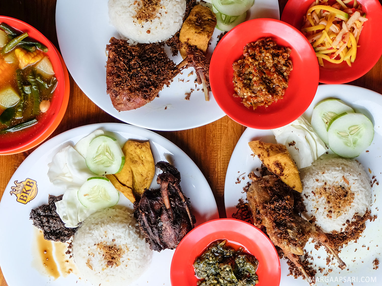 5 Pilihan Makanan ShopeeFood untuk Makan Siang