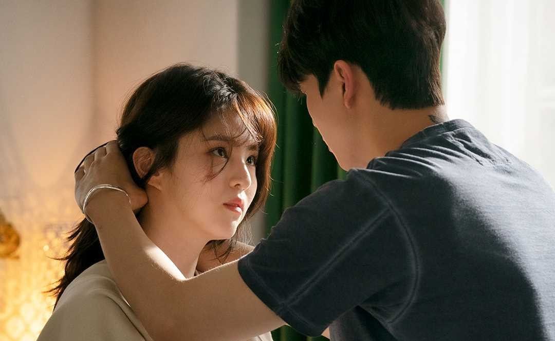ciri orang manipulatif dalam hubungan - park jae eon nevertheless