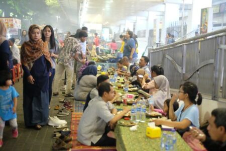 Kuliner Asyik Dekat Stasiun MRT Jakarta Selatan